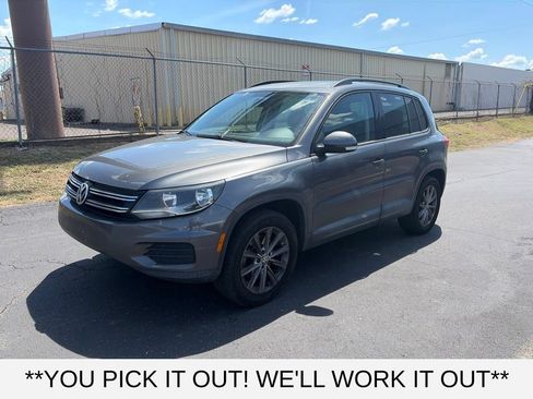Used 2015 Volkswagen Tiguan SE FWD image 3