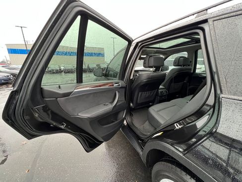 Used 2009 BMW X5 xDrive30i image 12