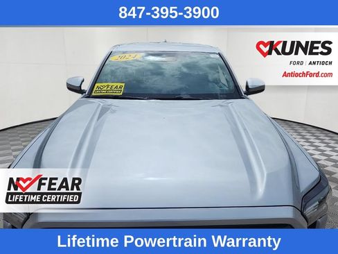 Used 2024 Toyota Tacoma SR5 AWD/4WD image 3