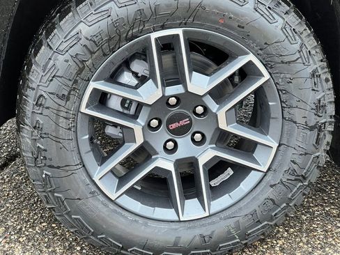 New 2026 GMC Terrain AT4 w/ Convenience Package III image 7