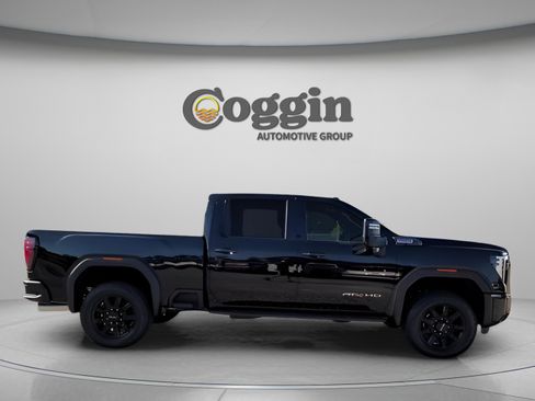 New 2026 GMC Sierra 2500 AT4 w/ Technology Package image 12