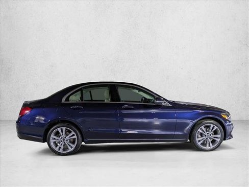 Used 2021 Mercedes-Benz C 300 4MATIC Sedan image 4