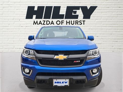 Used 2018 Chevrolet Colorado Z71 image 2