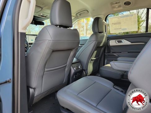 New 2026 Ford Explorer Active w/ Active Comfort Package RWD image 16