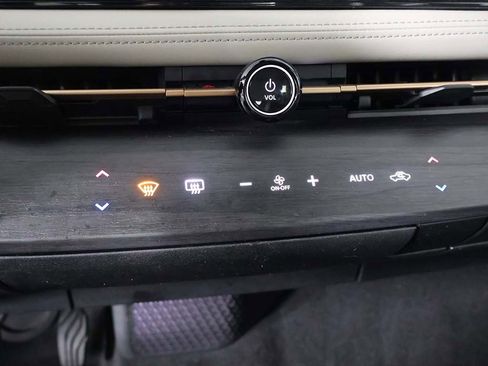 Used 2023 Nissan Ariya FWD image 46