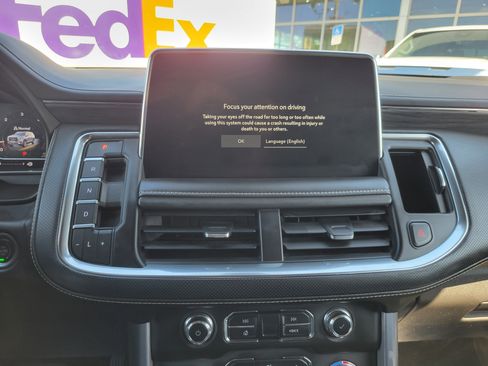 Used 2022 GMC Yukon SLT w/ SLT Premium Package RWD image 22