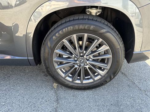 Used 2025 Lexus TX 350 AWD image 9