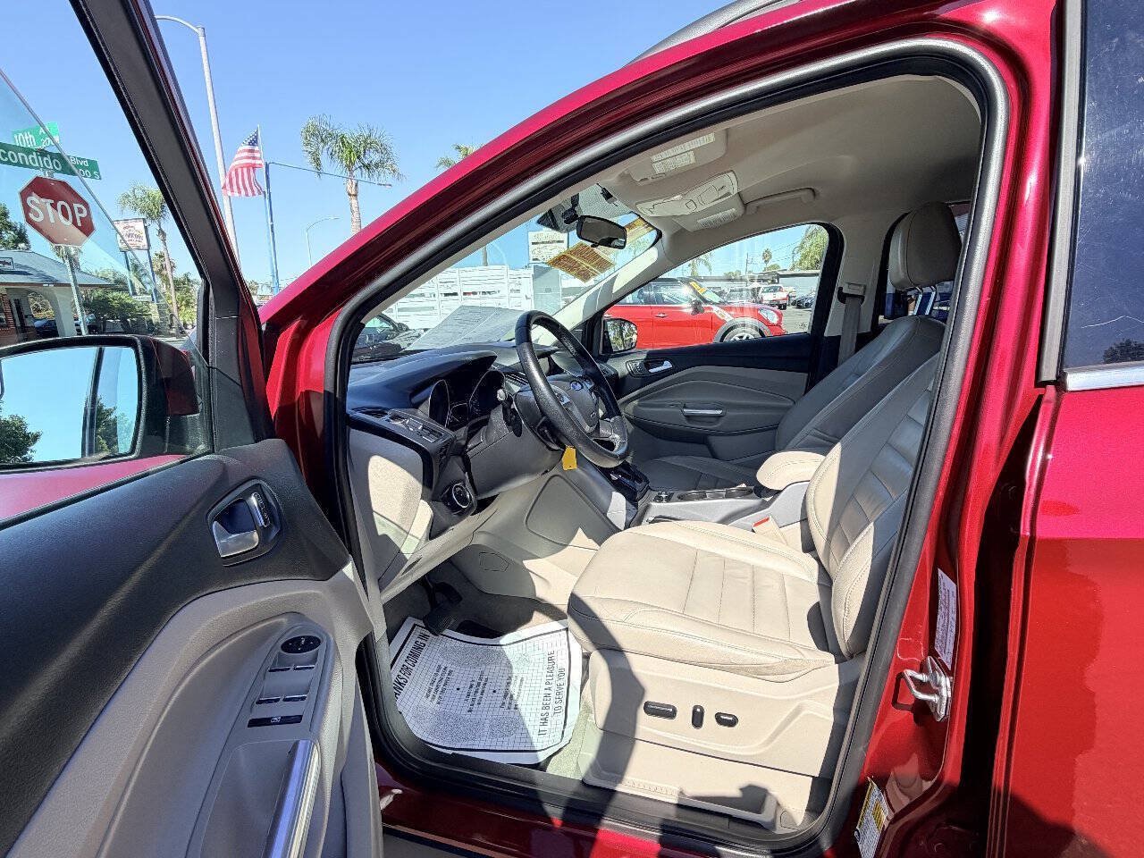Used 2015 Ford Escape SE w/ Equipment Group 201A AWD/4WD image 14