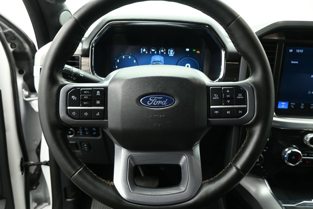 Used 2025 Ford F150 Lariat AWD/4WD image 11