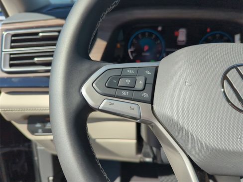 New 2026 Volkswagen Atlas SEL image 37