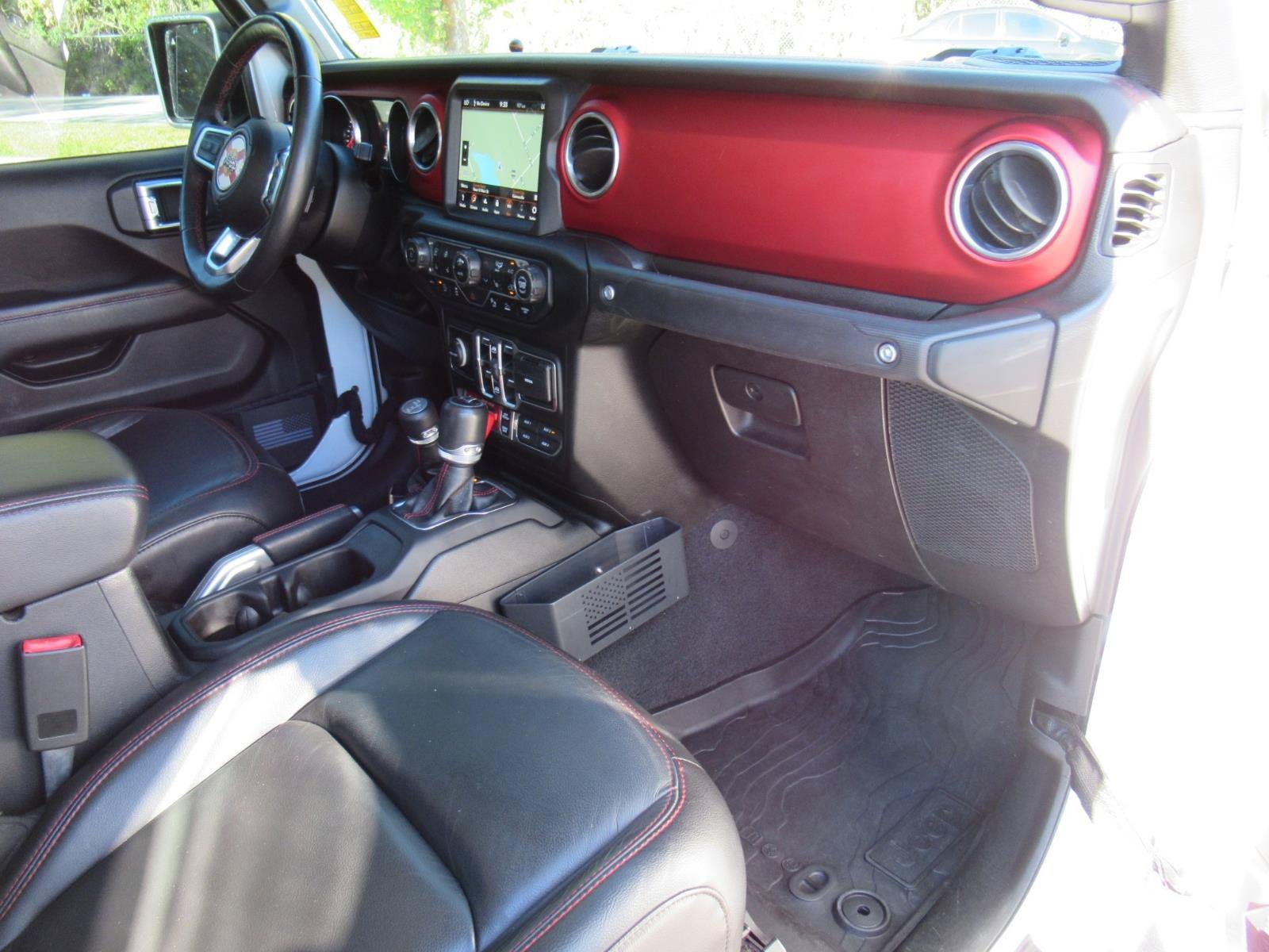 Used 2020 Jeep Gladiator Rubicon AWD/4WD image 9
