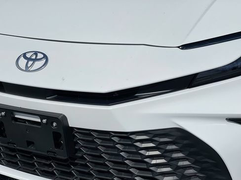 Used 2026 Toyota Camry SE AWD/4WD image 20