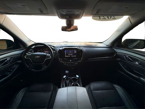 Used 2021 Chevrolet Traverse Premier w/ Redline Edition FWD image 23