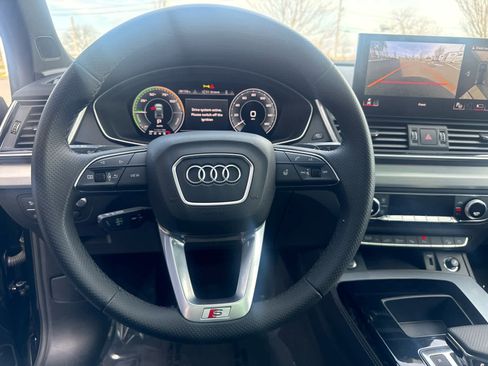Certified 2024 Audi Q5 e Prestige w/ Prestige Package image 10