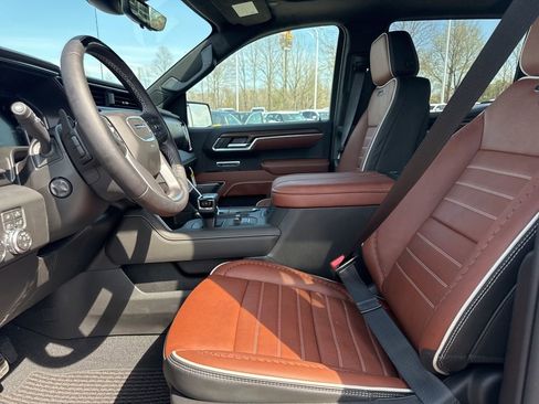 New 2026 GMC Sierra 1500 Denali Ultimate image 9