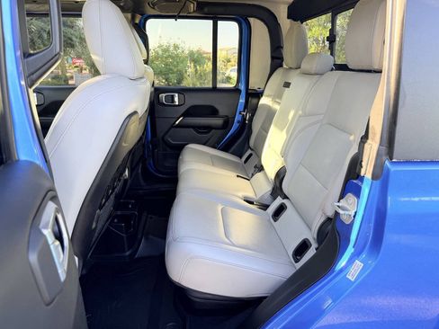 Used 2021 Jeep Gladiator Mojave AWD/4WD image 20
