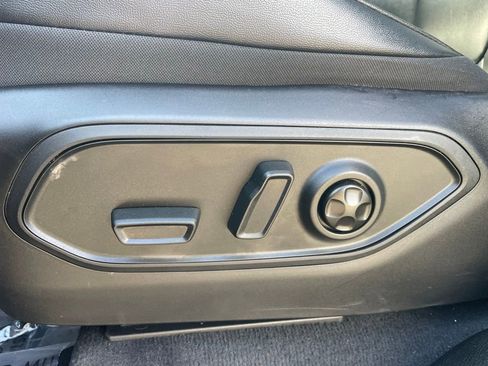 Used 2025 Jeep Grand Cherokee L Limited w/ Trailer Tow Package image 29