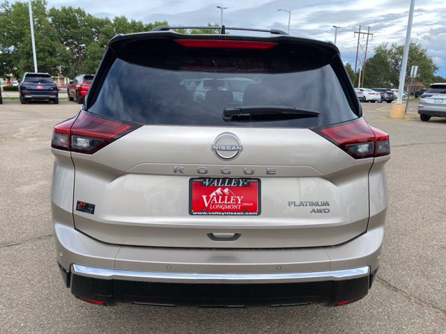 New 2026 Nissan Rogue Platinum AWD/4WD image 4