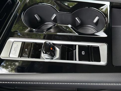 New 2026 Volkswagen Atlas SE FWD image 15