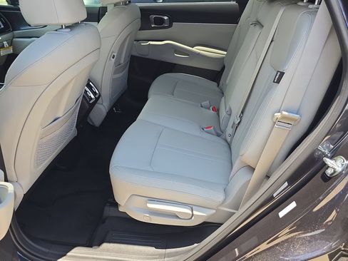 New 2026 Kia Sorento S FWD image 16