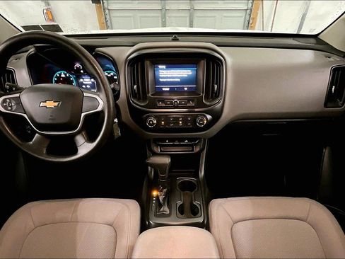 Used 2020 Chevrolet Colorado W/T w/ WT Convenience Package image 14