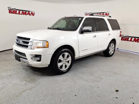 Used 2015 Ford Expedition Platinum AWD/4WD image 3