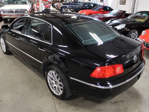Used 2004 Volkswagen Phaeton V8 AWD/4WD image 18