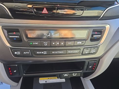 Used 2022 Honda Pilot Special Edition image 22