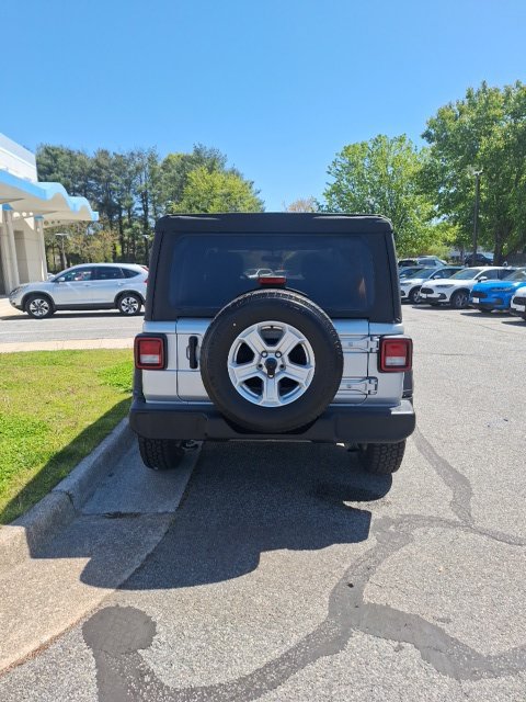 Used 2022 Jeep Wrangler Unlimited Sport AWD/4WD image 11