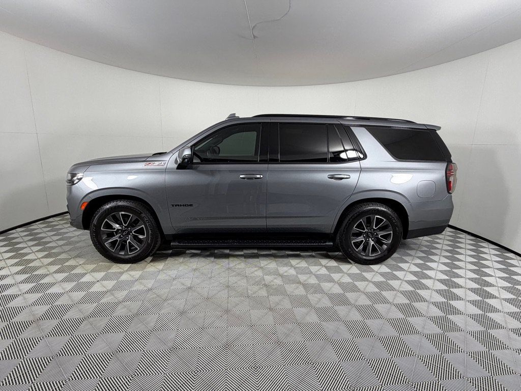 Used 2021 Chevrolet Tahoe Z71 w/ Z71 Off-Road Package AWD/4WD image 8