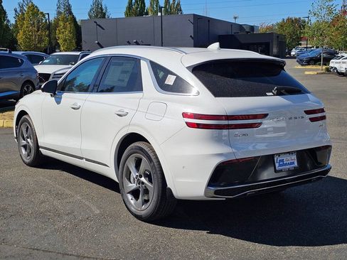 Used 2026 Genesis GV70 2.5T Advanced AWD/4WD image 7