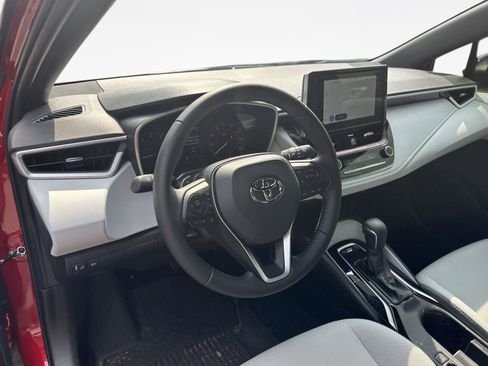 Used 2026 Toyota Corolla SE FWD image 11