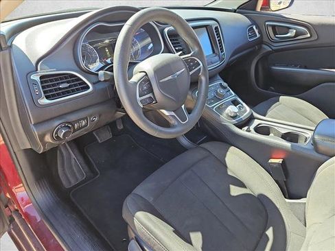 Used 2016 Chrysler 200 Limited image 9