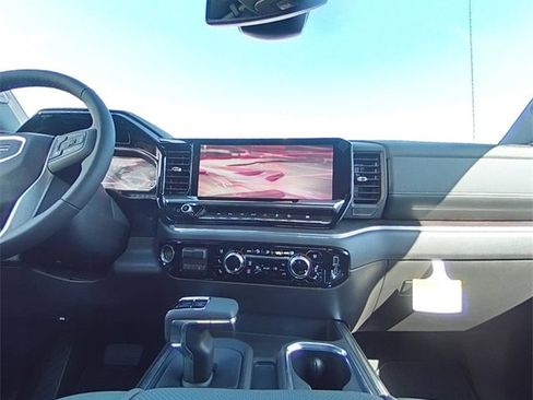 Used 2025 GMC Sierra 1500 SLT w/ SLT Premium Plus Package image 26