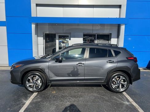 Used 2024 Subaru Crosstrek 2.0i Premium w/ Popular Package #3 image 11