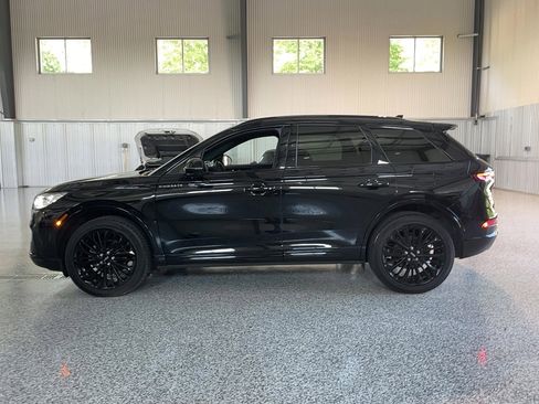 Used 2023 Lincoln Corsair Reserve w/ Equipment Group 201A AWD/4WD image 4