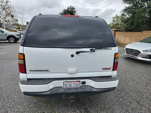 Used 2005 GMC Yukon XL Denali image 4