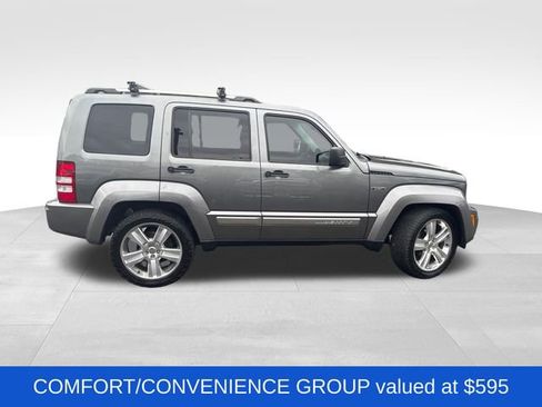 Used 2012 Jeep Liberty Limited Jet w/ Comfort/Convenience Group image 8