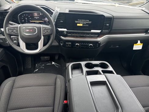 New 2026 GMC Sierra 1500 SLE w/ Preferred Package image 24
