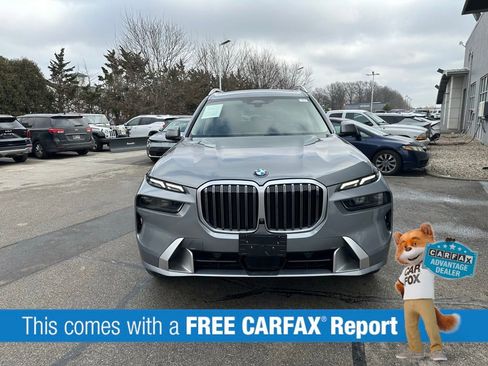Used 2024 BMW X7 xDrive40i AWD/4WD image 2