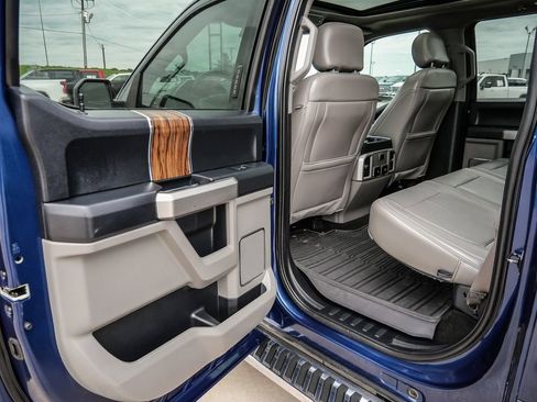 Used 2019 Ford F150 Lariat AWD/4WD image 23