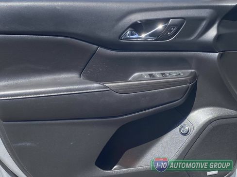 Used 2017 GMC Acadia SLT FWD image 23
