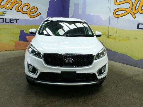 Used 2016 Kia Sorento EX image 3