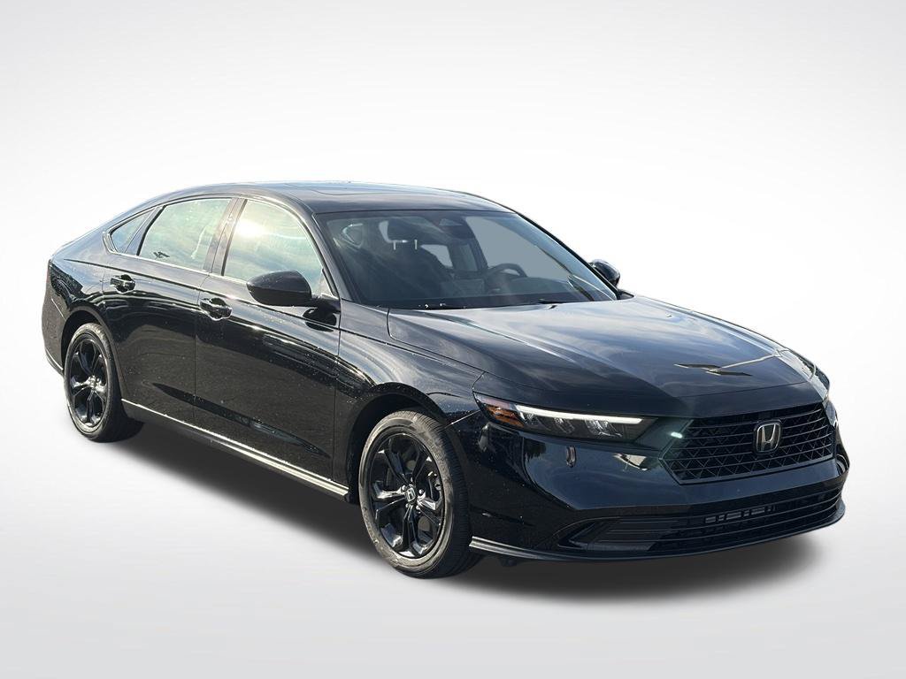 Used 2025 Honda Accord SE image 3