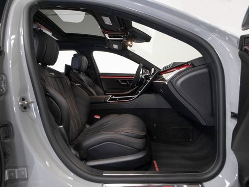 Used 2024 Mercedes-Benz S 63 AMG S image 54