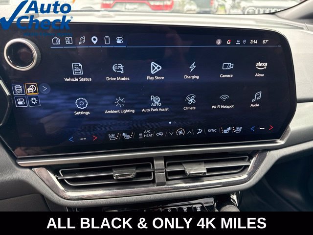 Used 2025 Chevrolet Equinox EV RS w/ Active Safety Package 3 AWD/4WD image 15