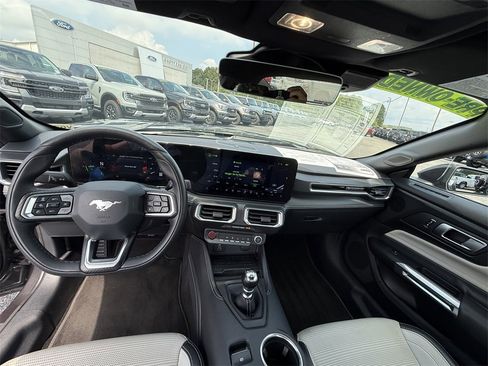 Used 2024 Ford Mustang GT Premium image 20