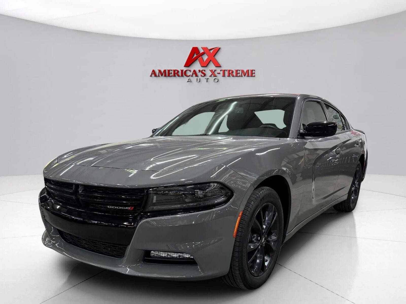 Used 2023 Dodge Charger SXT w/ Blacktop Package AWD/4WD image 2
