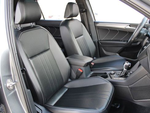 Certified 2024 Volkswagen Tiguan SE R-Line w/ MDO Package, Two-Row image 26