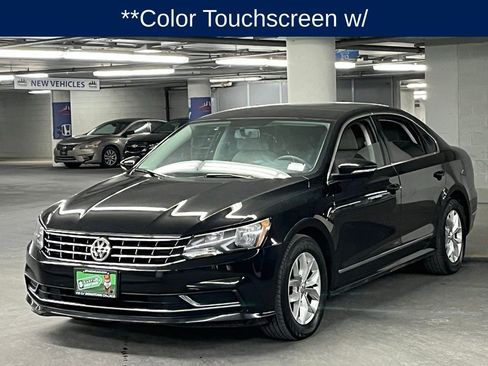Used 2017 Volkswagen Passat 1.8T S image 4
